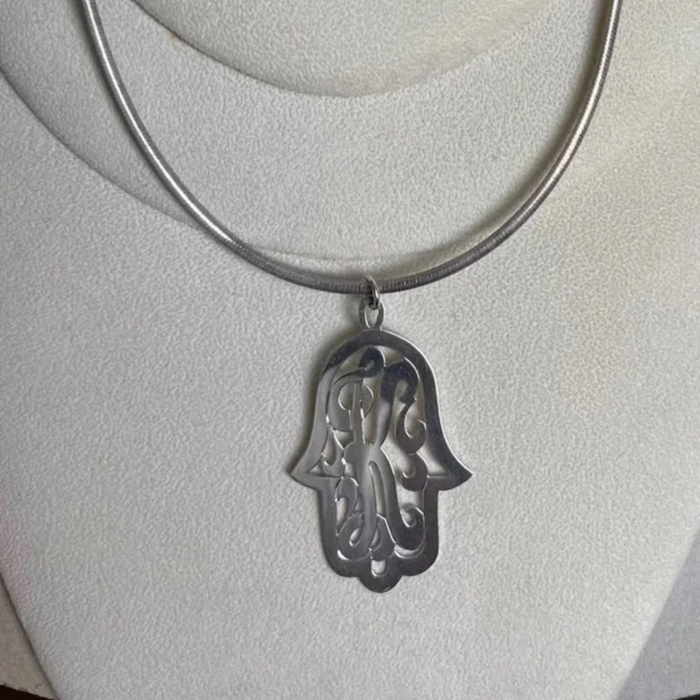 925 Silver pendant & chain